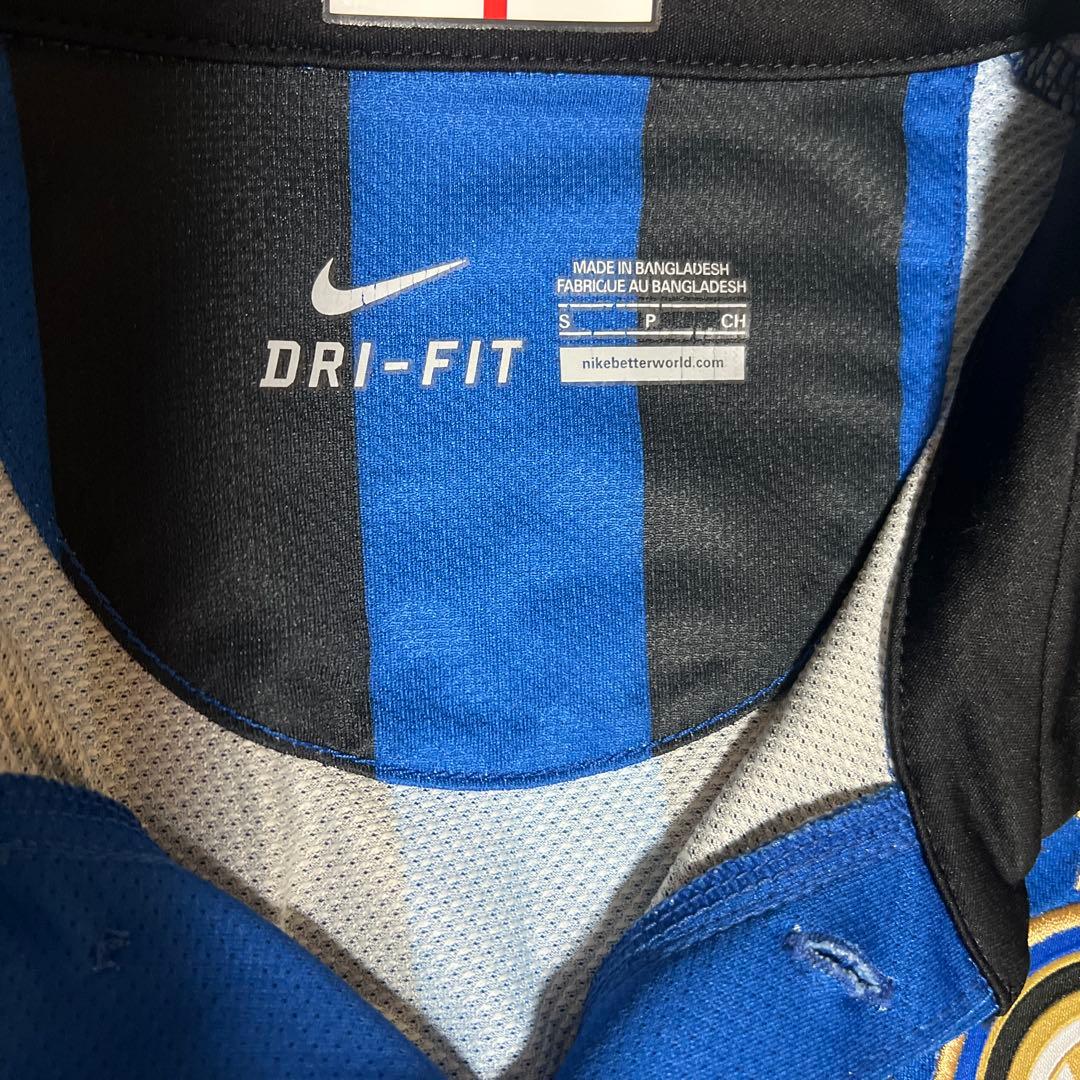 NIKE インテル・ミラノ ユニフォーム　フォルラン　中古