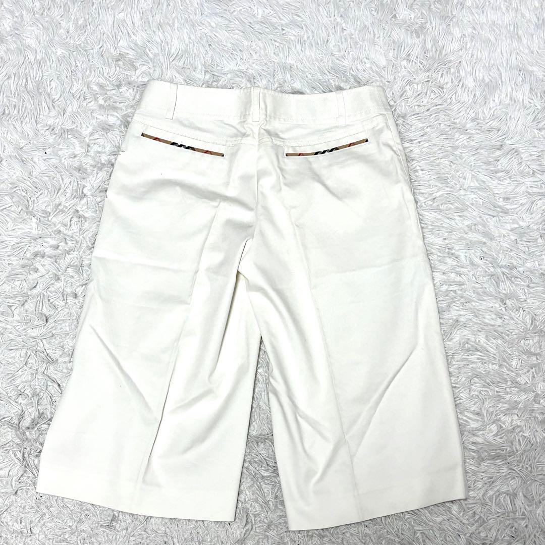 【極美品】バーバリーゴルフ　ハーフパンツ　短パン　ノバチェック　ホースロゴ　白