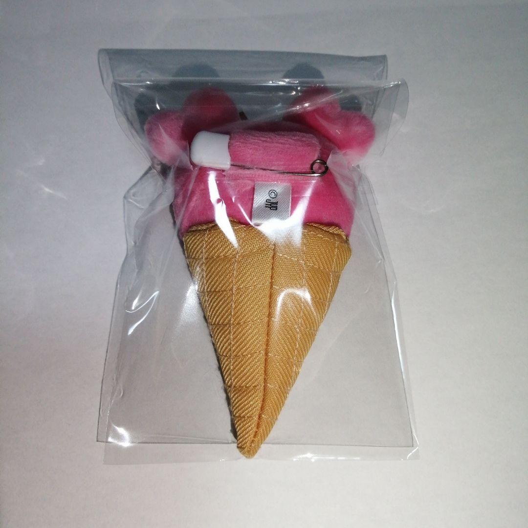 TWICE BABY LOVELYS アイスぬいぐるみバッチ モモ モブリー