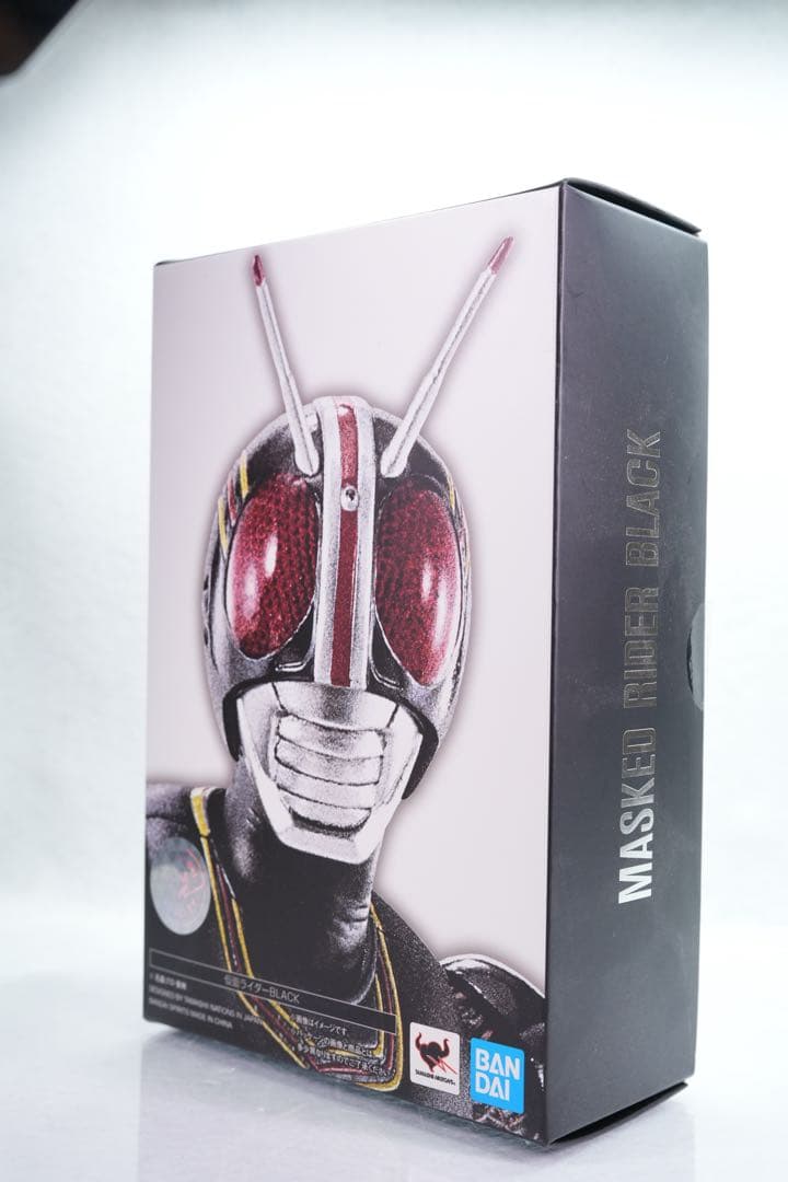 S.H.Figuarts真骨彫製法　仮面ライダーブラックシャドームーン　セット