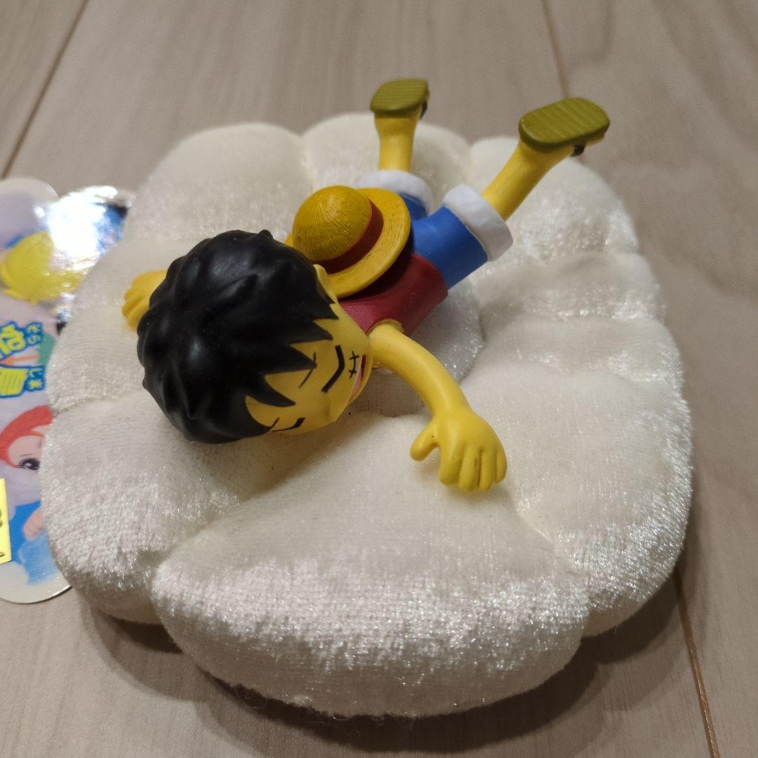 年代物 ワンピース 空島まふっとフィギュア ルフィ ONEPIECE レア 希少