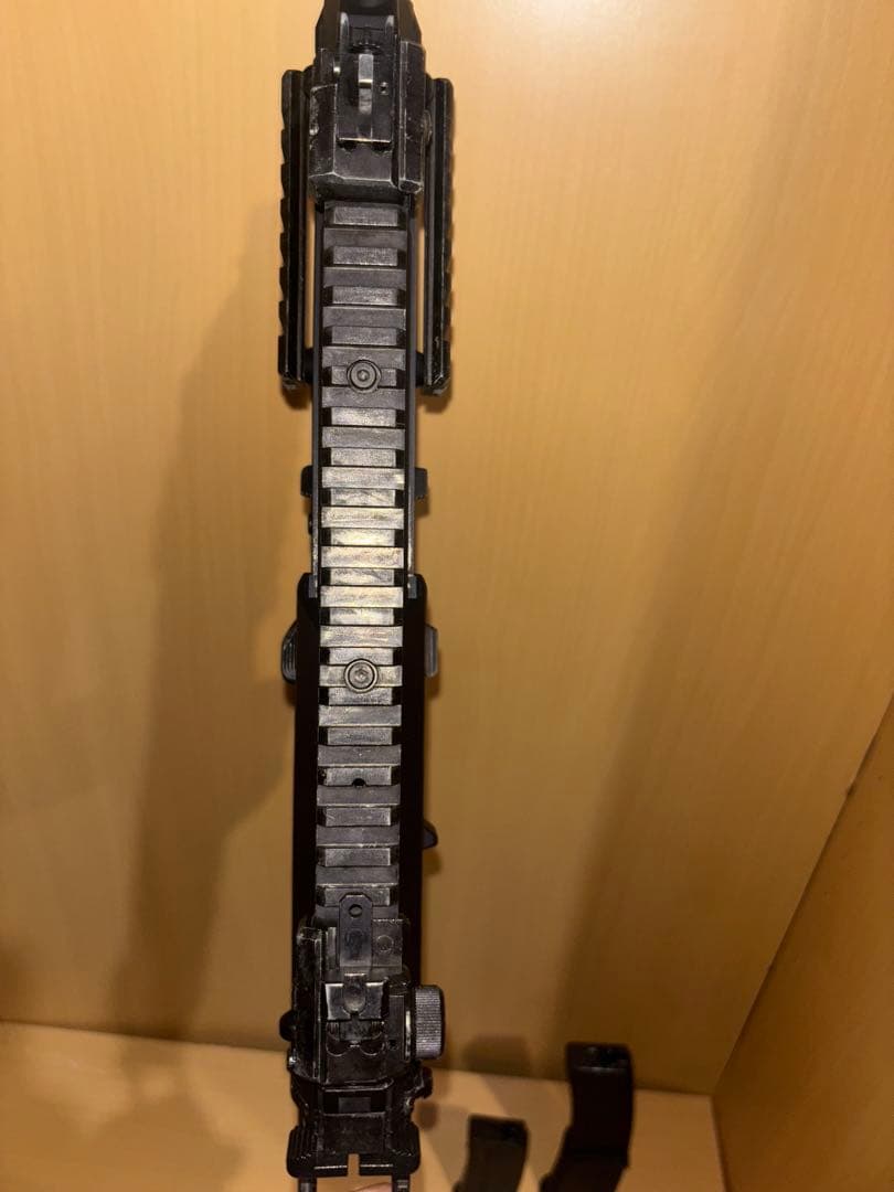 東京マルイ 電動ガンMP7 マガジン2本付き