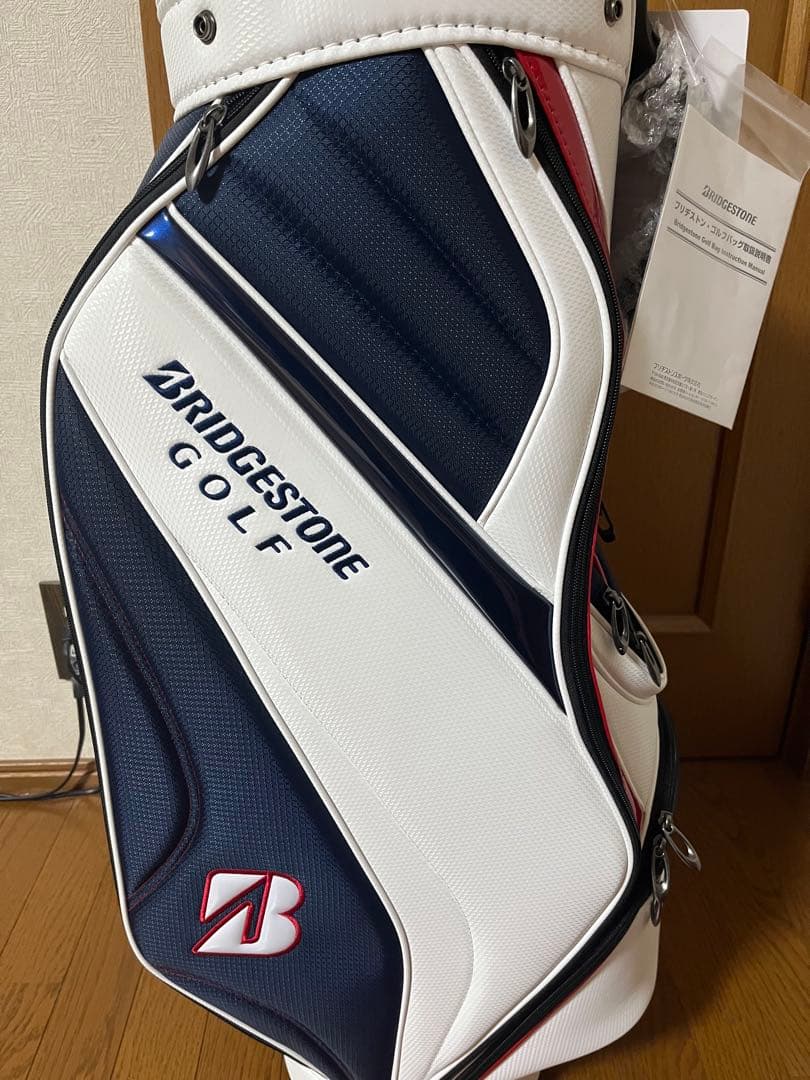 【新品未使用】ブリヂストン ゴルフバッグ 軽量キャディバッグ 白×ネイビー