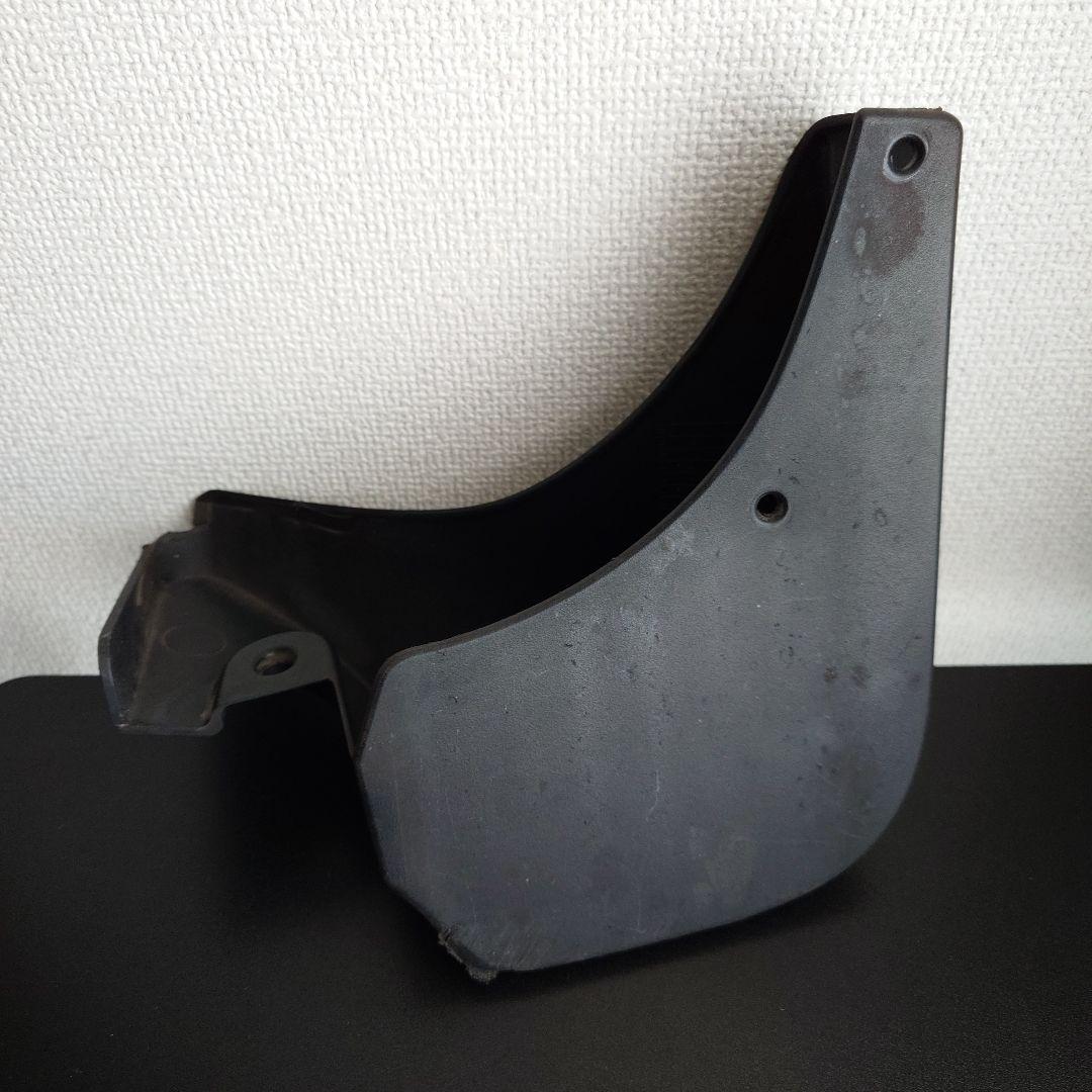 【シトロエン純正】　2代目C3用、マッドガード（リア左右）