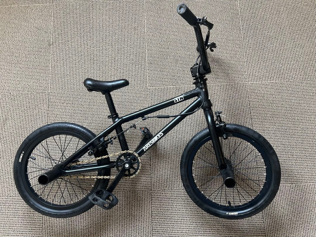 ニック　BMX ARES BIKES STN16 バイク マッドブラック