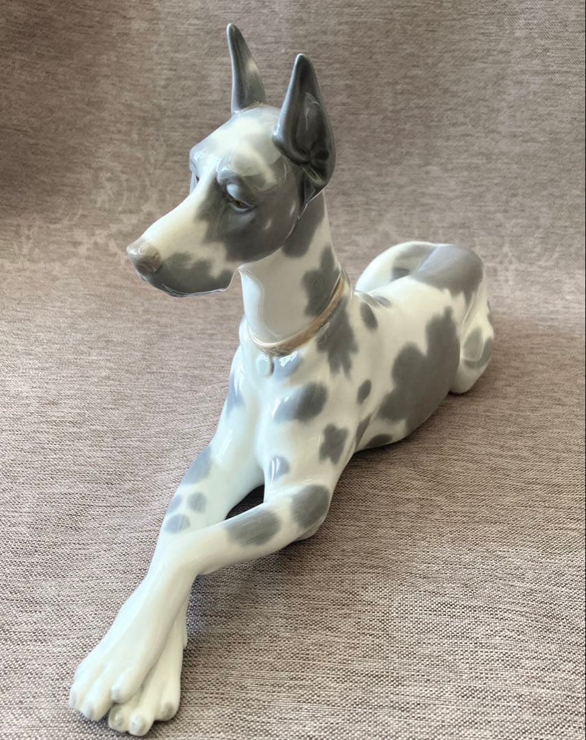 リヤドロ　グレート・デン　犬　グレートデン　イヌ