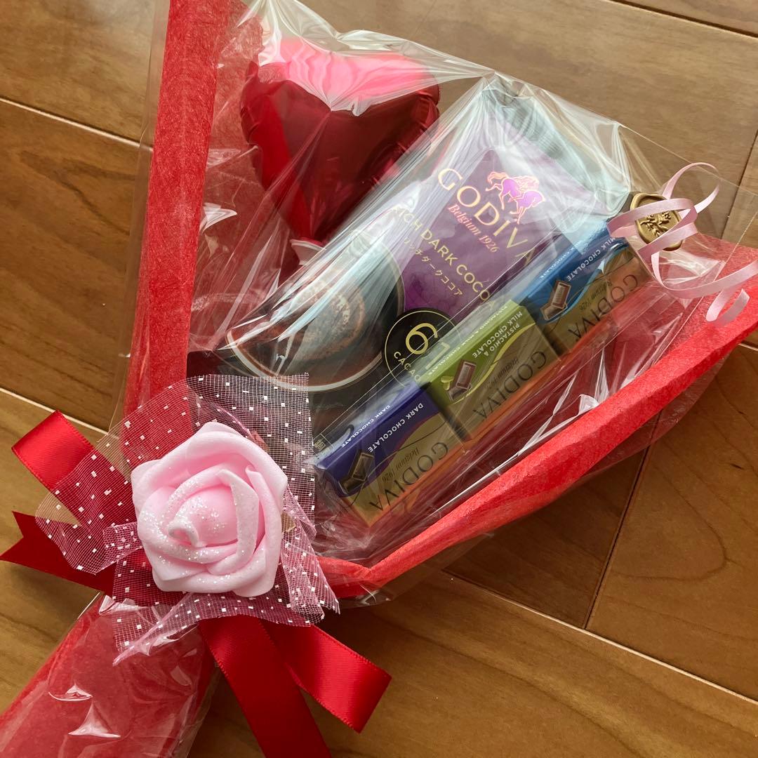 こいも様オーダー品　バルーンブーケ　お菓子ブーケ　GODIVA