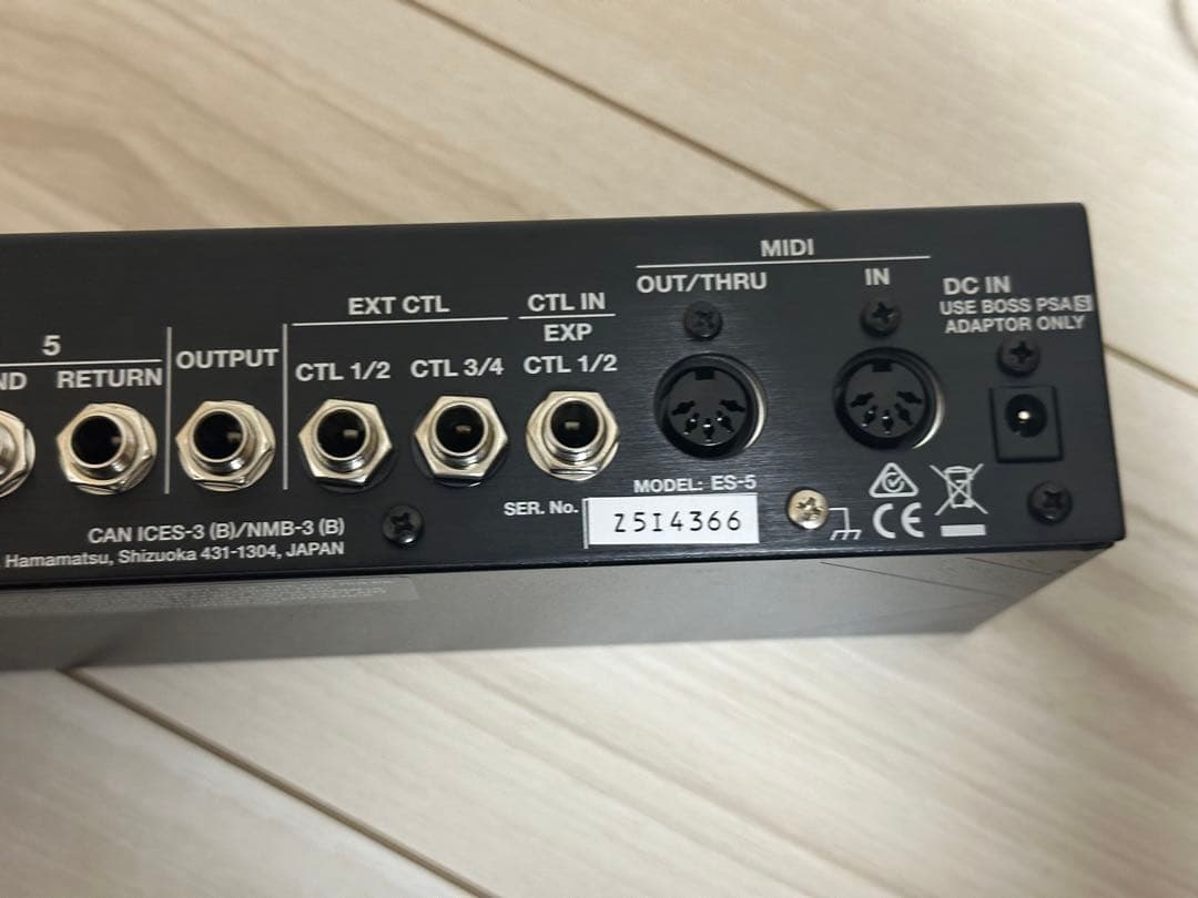 BOSS エフェクトスイッチャー ES-5