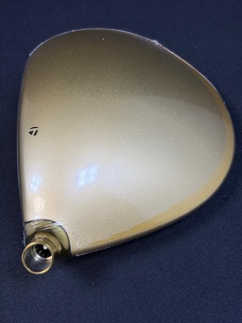 Qi35 デザイナーシリーズ ゴールド ドライバー 10.5° ヘッド 新品
