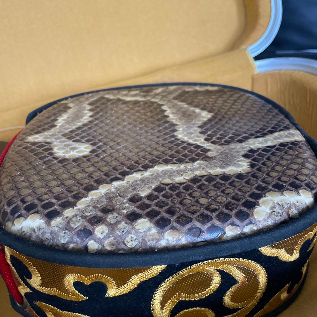 三味線　黒塗与那城？真壁型？ベルト付き　ユナー　スンチー沖縄 弦楽器 琉球