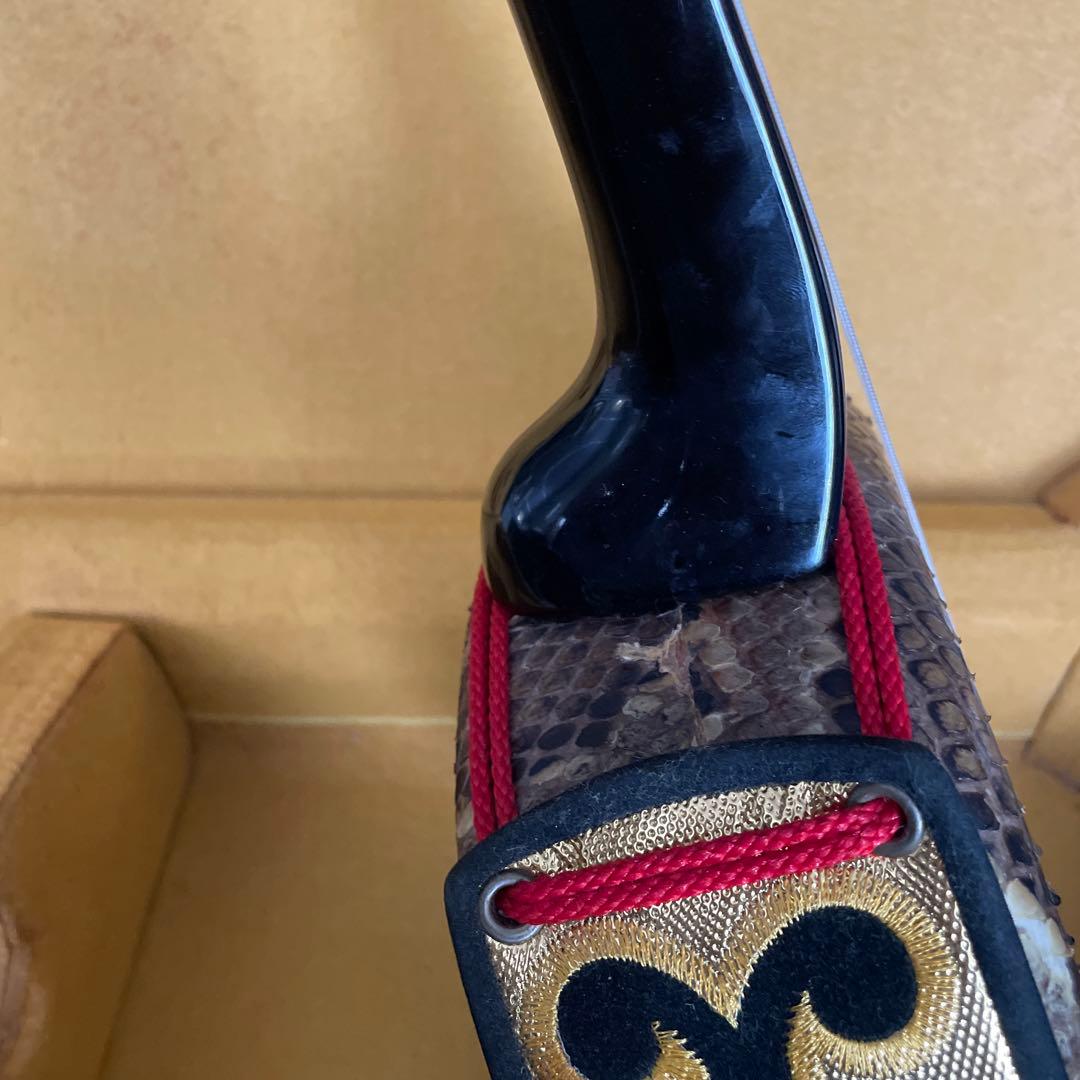 三味線　黒塗与那城？真壁型？ベルト付き　ユナー　スンチー沖縄 弦楽器 琉球