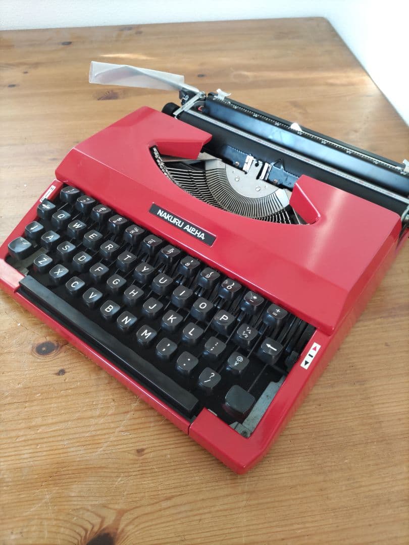 NAKURU ALPHA タイプライター　赤