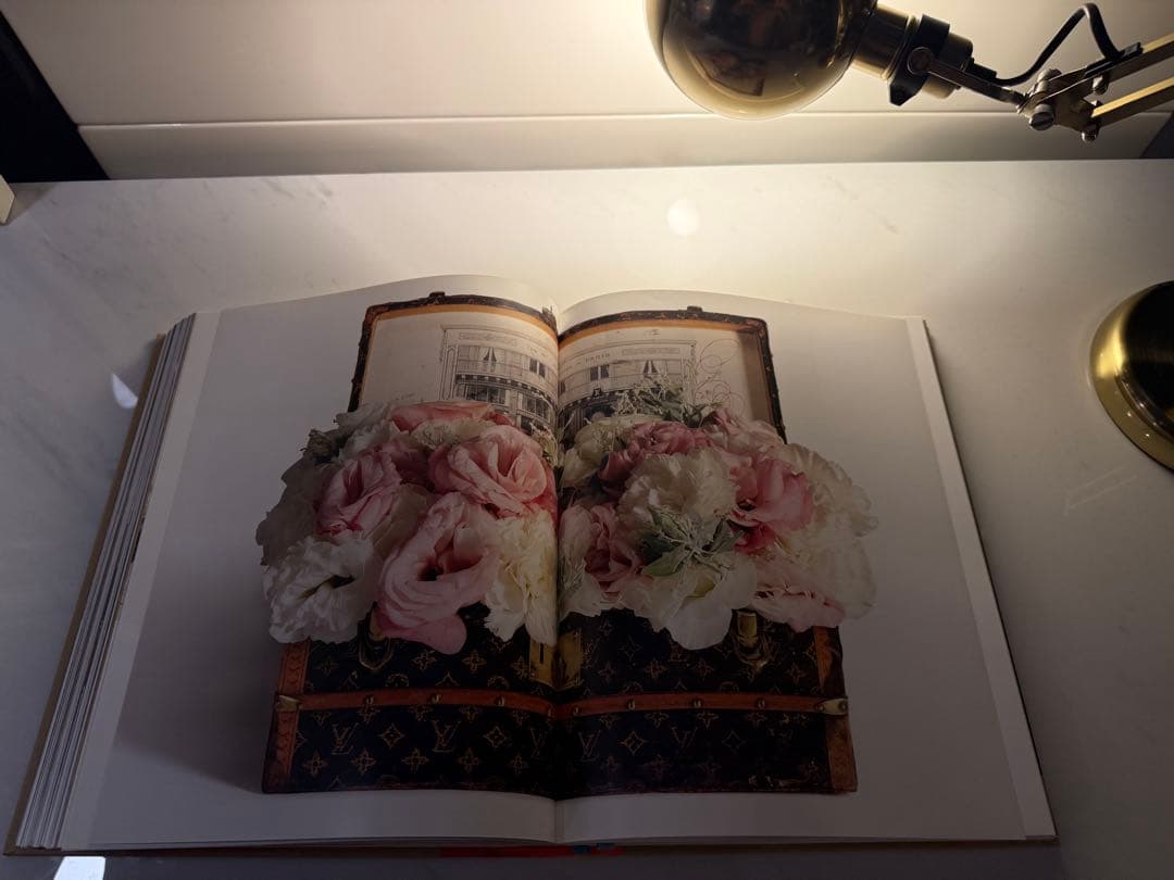 LOUISVUITTON伝説のトランク100－ルイ・ヴィトン 英語版