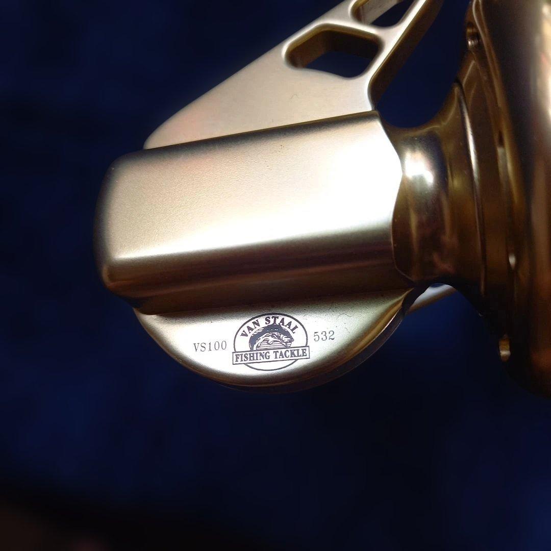 ヴァンスタール　スピニングリール　VS１００