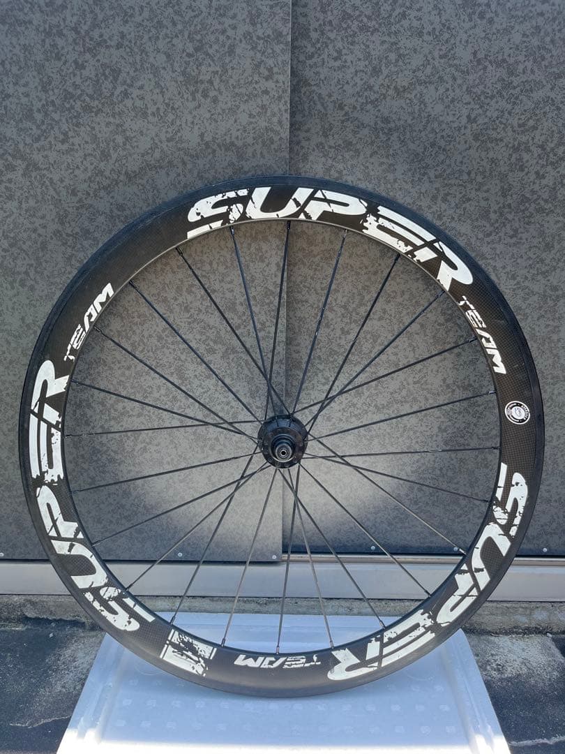 SUPER Team カーボンホイール