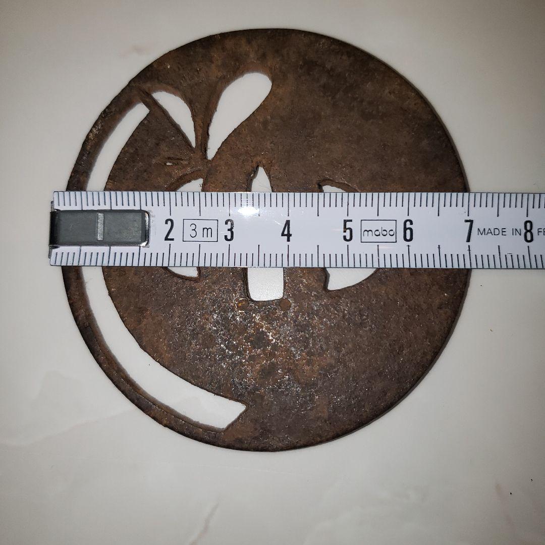 刀鍔　日本刀　武具　アンティーク　骨董品　江戸時代　美術品　鍔　刀装具