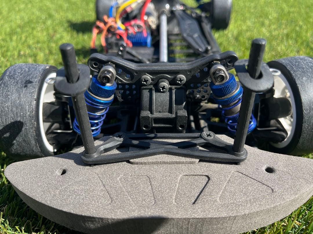 ヨコモ　ドリフトパッケージ S15クーペ 電動ラジコンカー