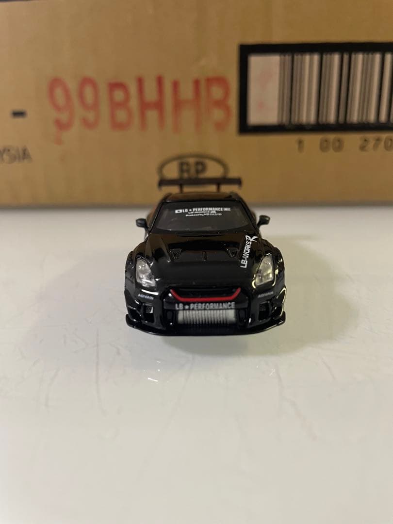 ミニカー MINI GT LB WORKS NISSAN GT-R ADVAN