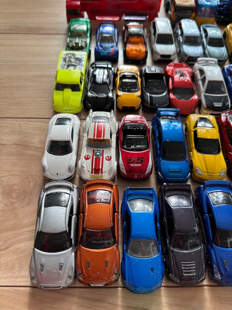 トミカ、トミカプレミアム、ホットウィール他70台まとめ売り　バラ売り不可