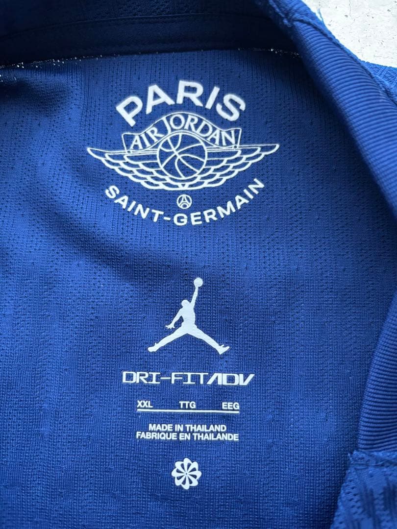 グヴァラツへリア　PSG ジョーダン　4th オーセンティックユニフォーム