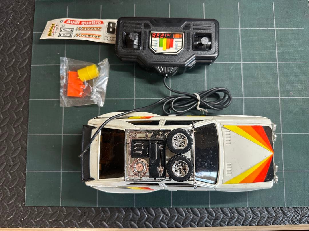 超激レア　レトロ　ラジコン　未使用 アウディクアトロ