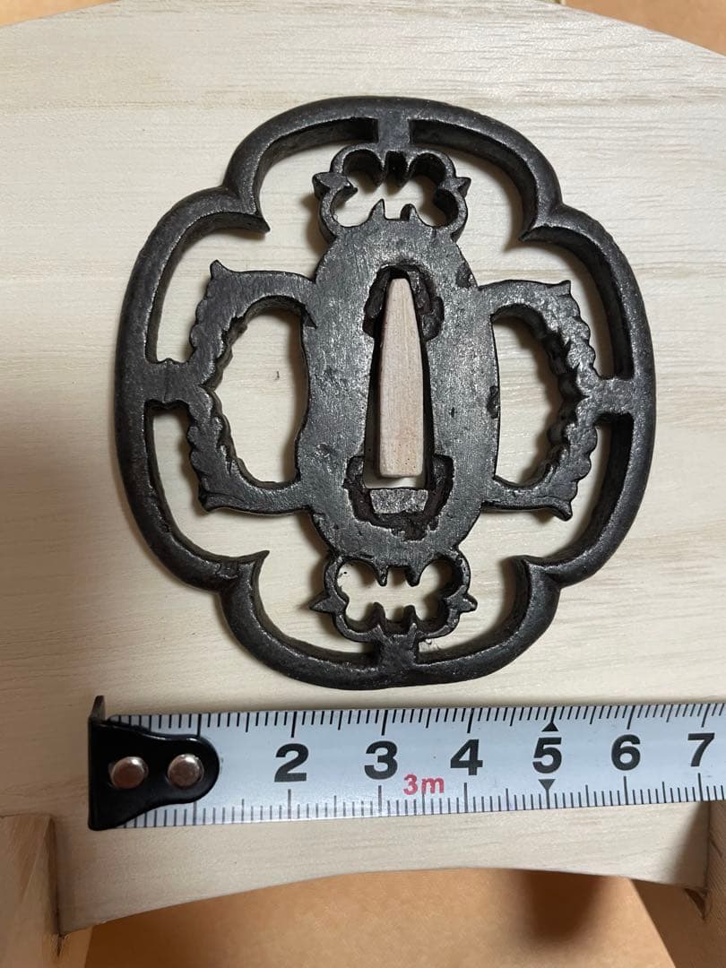 鍔　透かし鍔　鉄地　刀装具