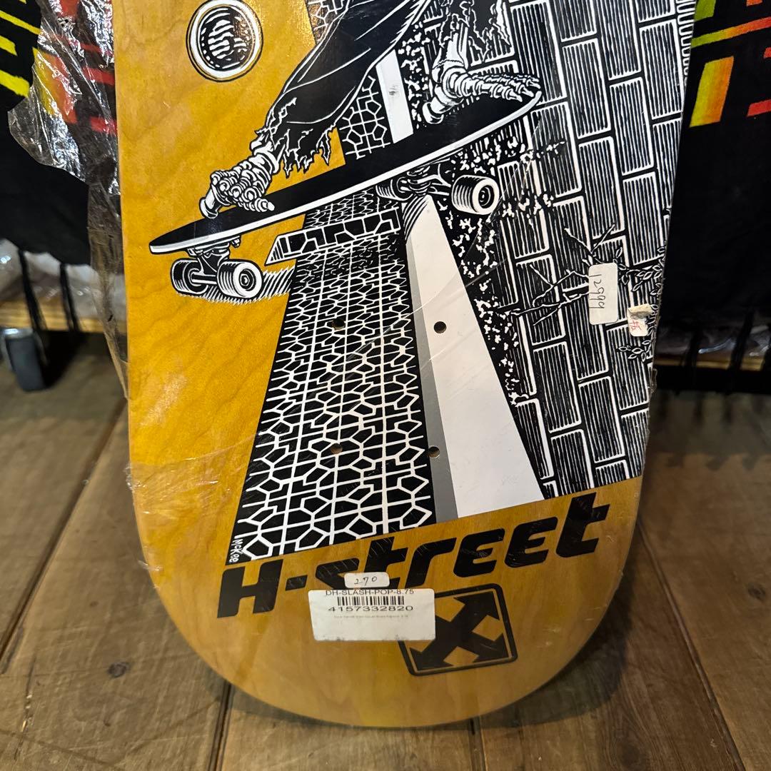 H-STREET スケボーデッキ　HACKETTモデル8.75×33㌅