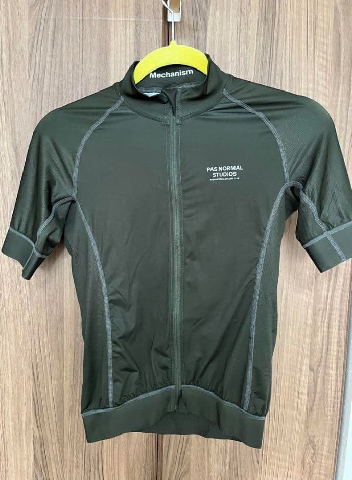 パスノーマルスタジオ レディース メカニズム ジャージ