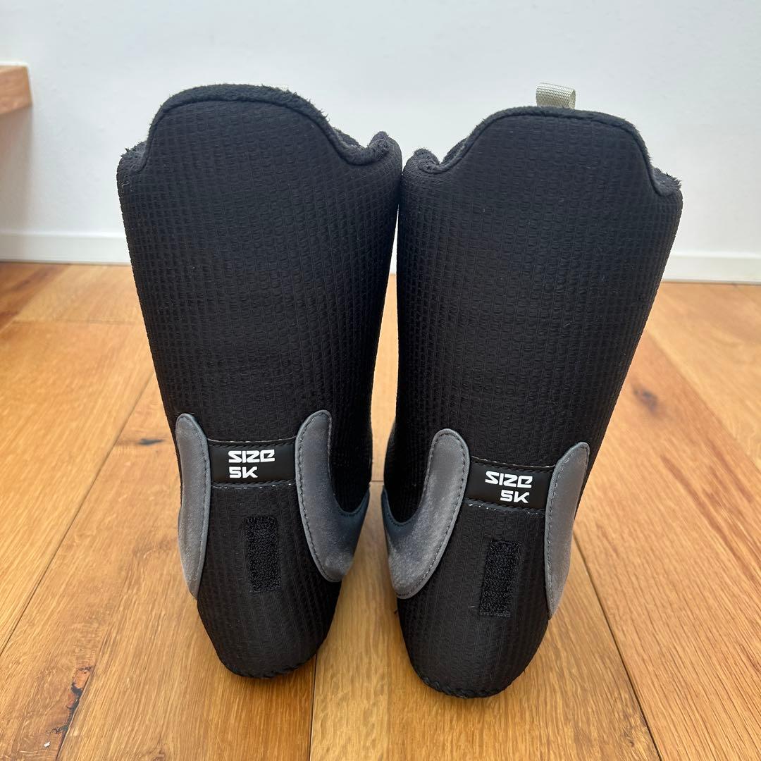 バートン キッズ スノーボードブーツ ボア ジップライン Burton