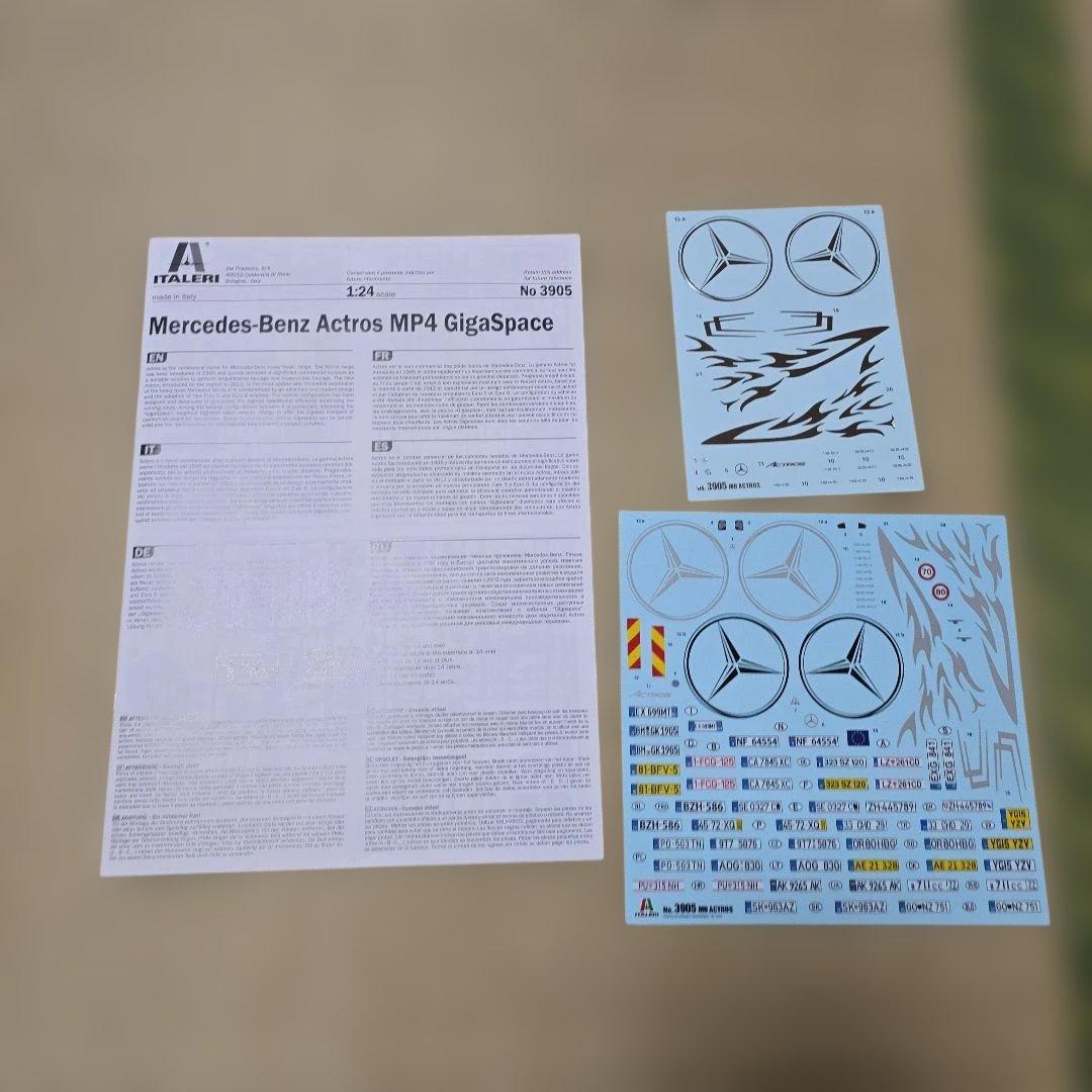 ITALERI メルセデス・ベンツ アクトロス MP4 ギガスペース 1:24