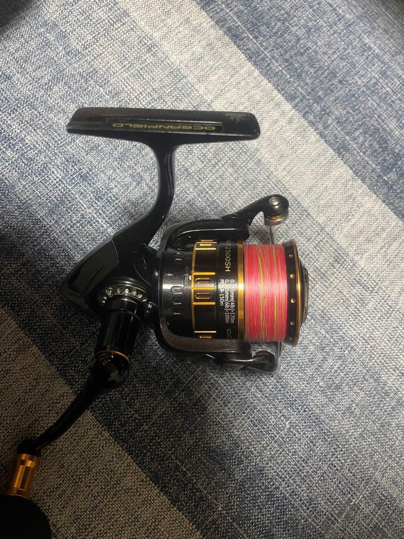 オーシャンフィールド2500 スピニングリール