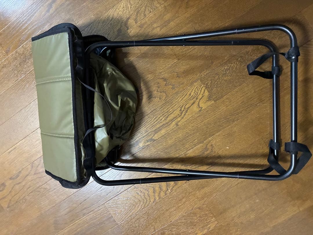 AS2OV アッソブ　折りたたみオットマン　カーキ