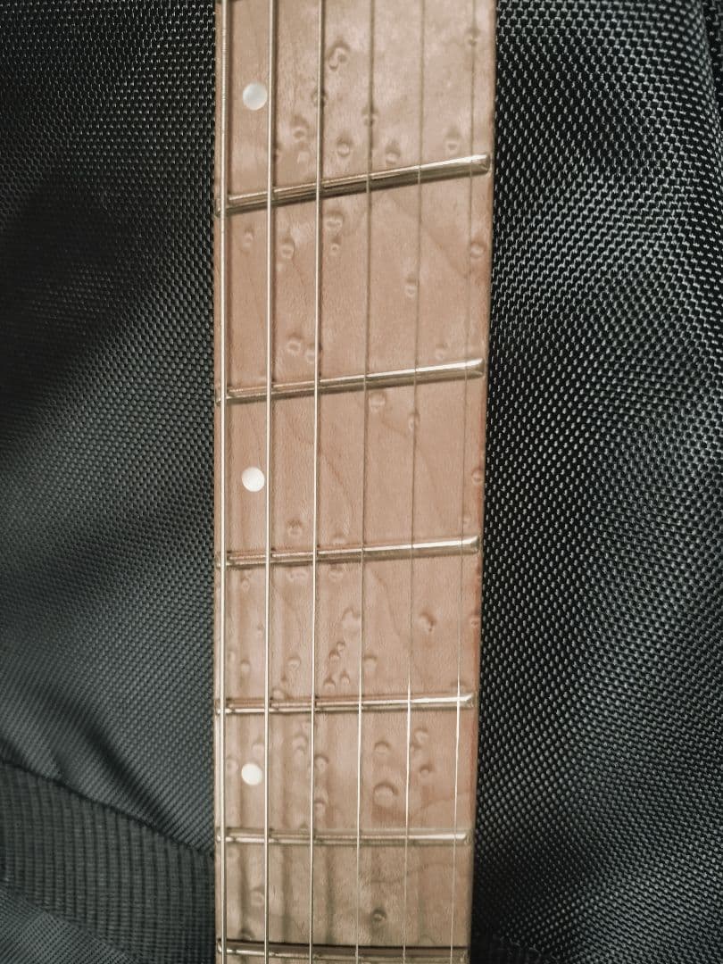 Ibanez QX52-BKF ヘッドレスギター バーズアイ