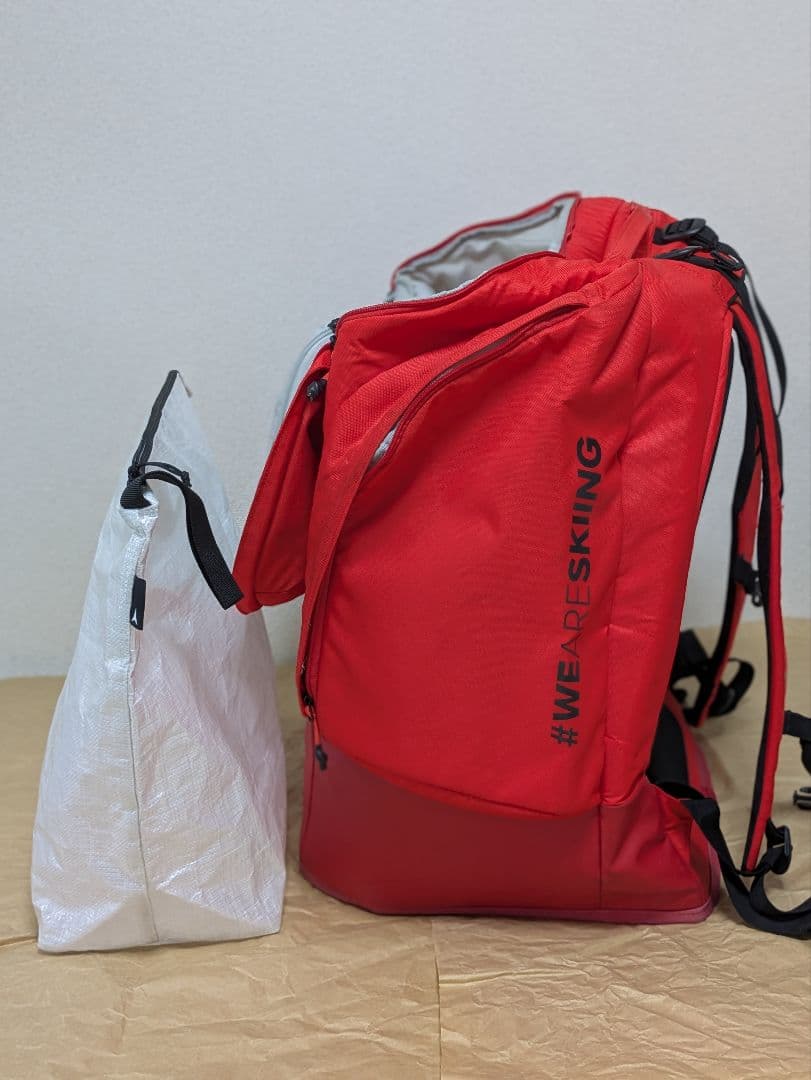 ATOMIC スキーバッグ90L