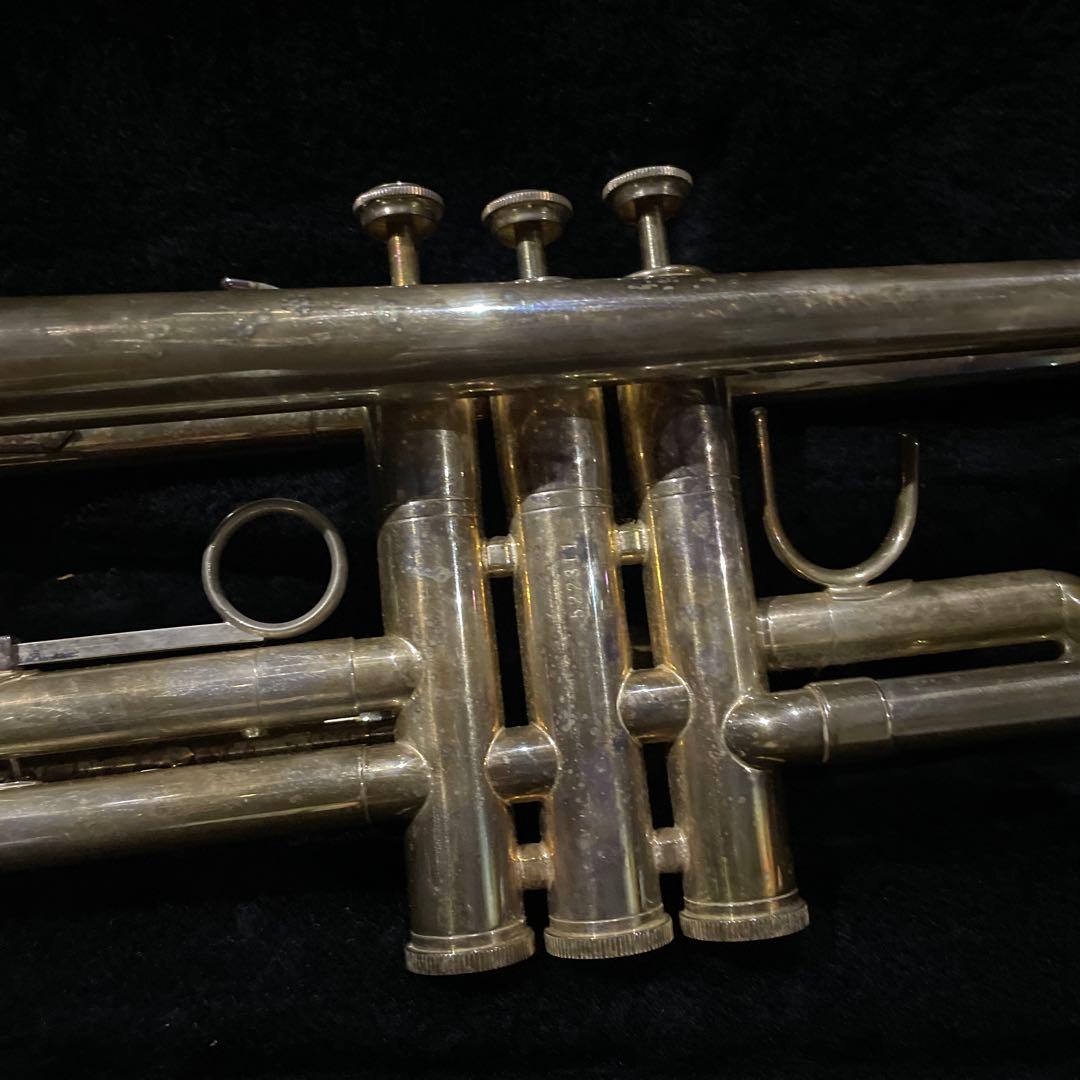 シルバー トランペット ケース付き　消音器付き