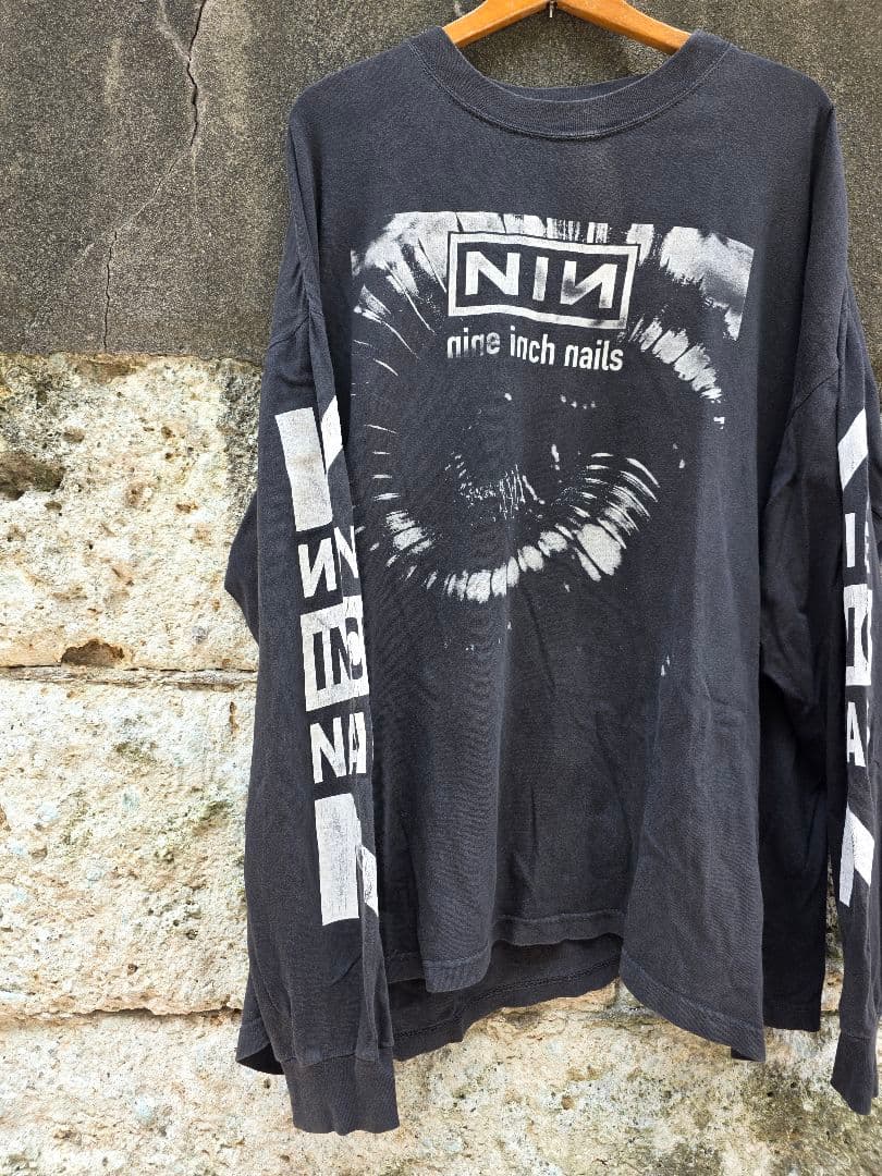 VINTAGE 90s NINE INCH NAILS　Tシャツ