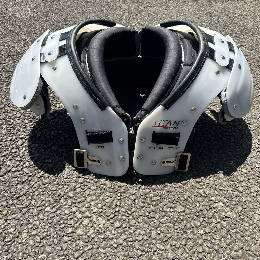 TITAN PRO ショルダーパッド MEDIUM
