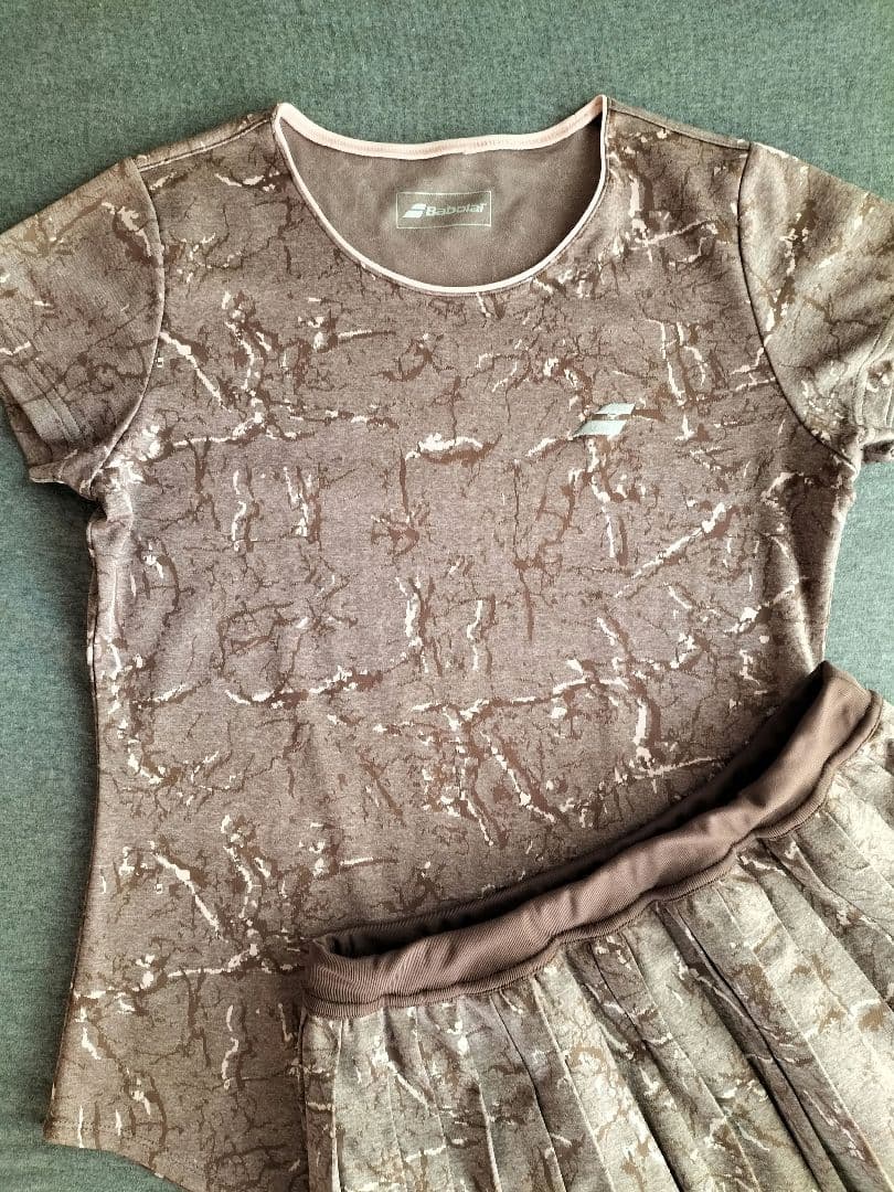 BABOLATトップス＆プリーツスカートセット　O