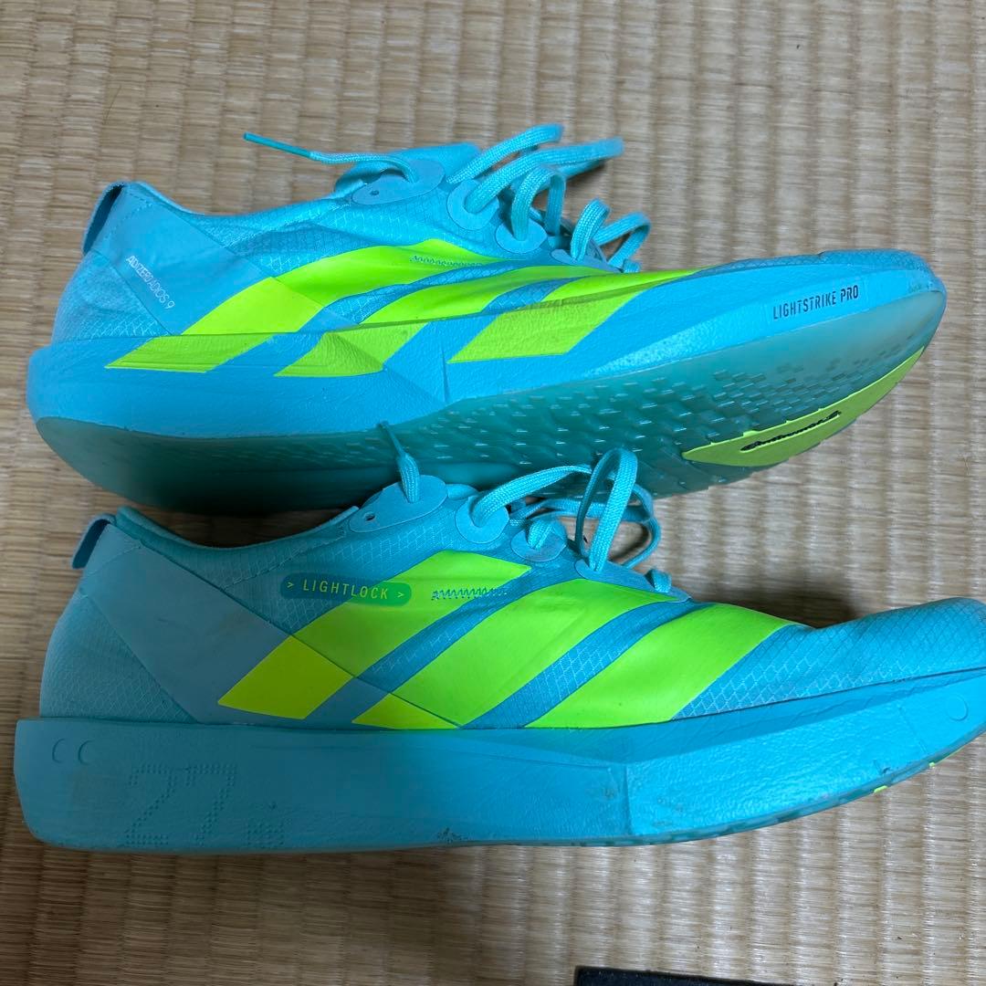 アディダス　アディゼロ ジャパン9