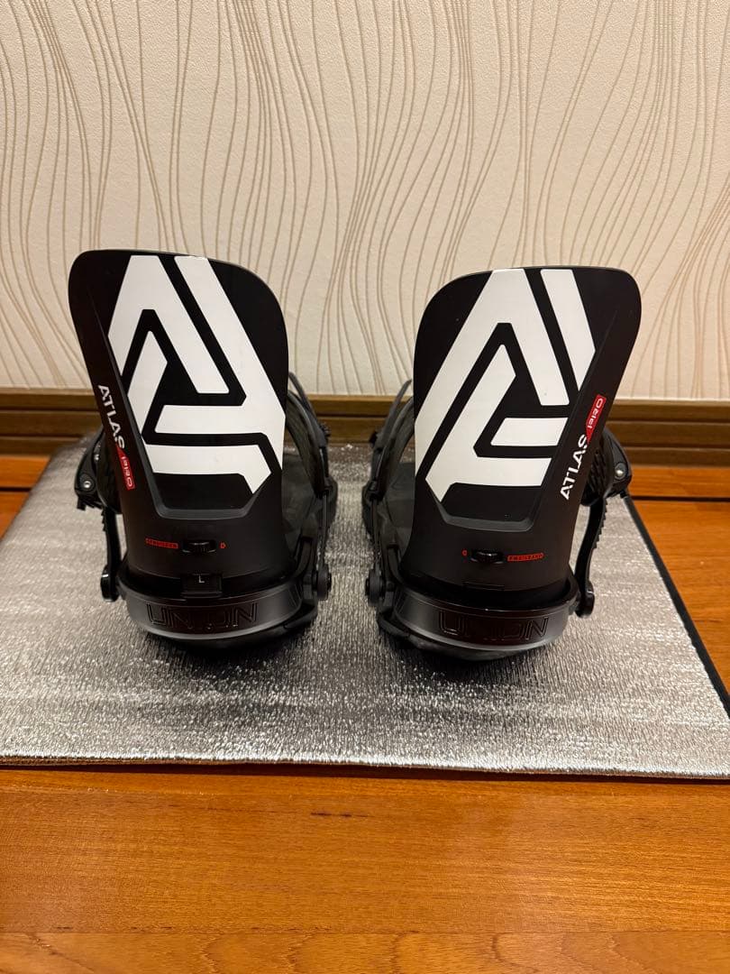 22-23 UNION ATLAS PRO ブラック　Sサイズ