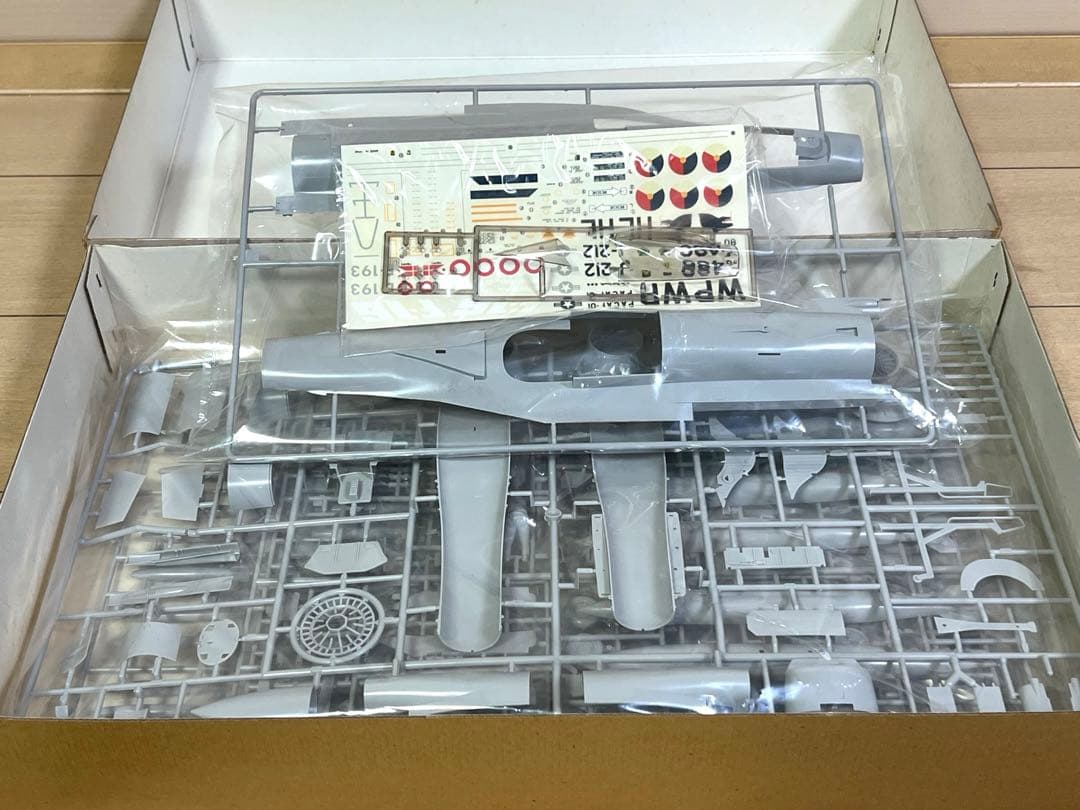 【未組立】1/32 F-16A コァイティングファルコン ハセガワ