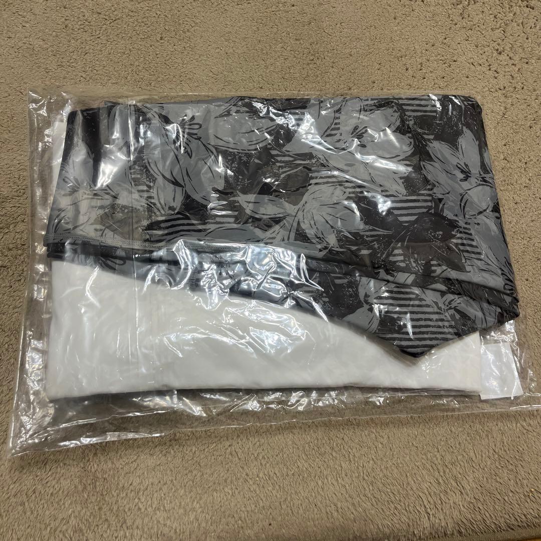 お値下げ★未開封★SUKALAタンクトップ&レギンスセット★ＭサイズLAVA