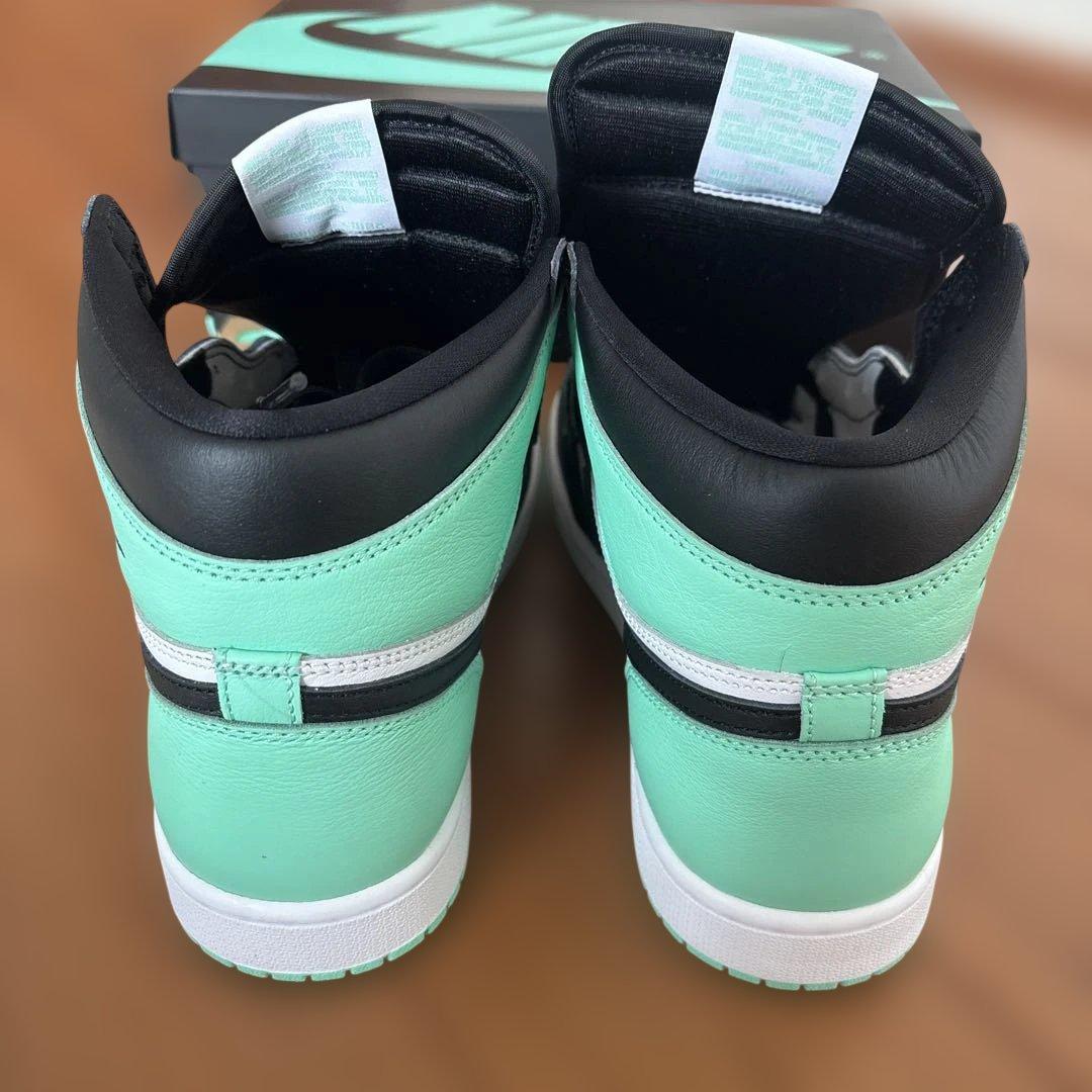 NIKE Air Jordan 1 ブラック/ミント