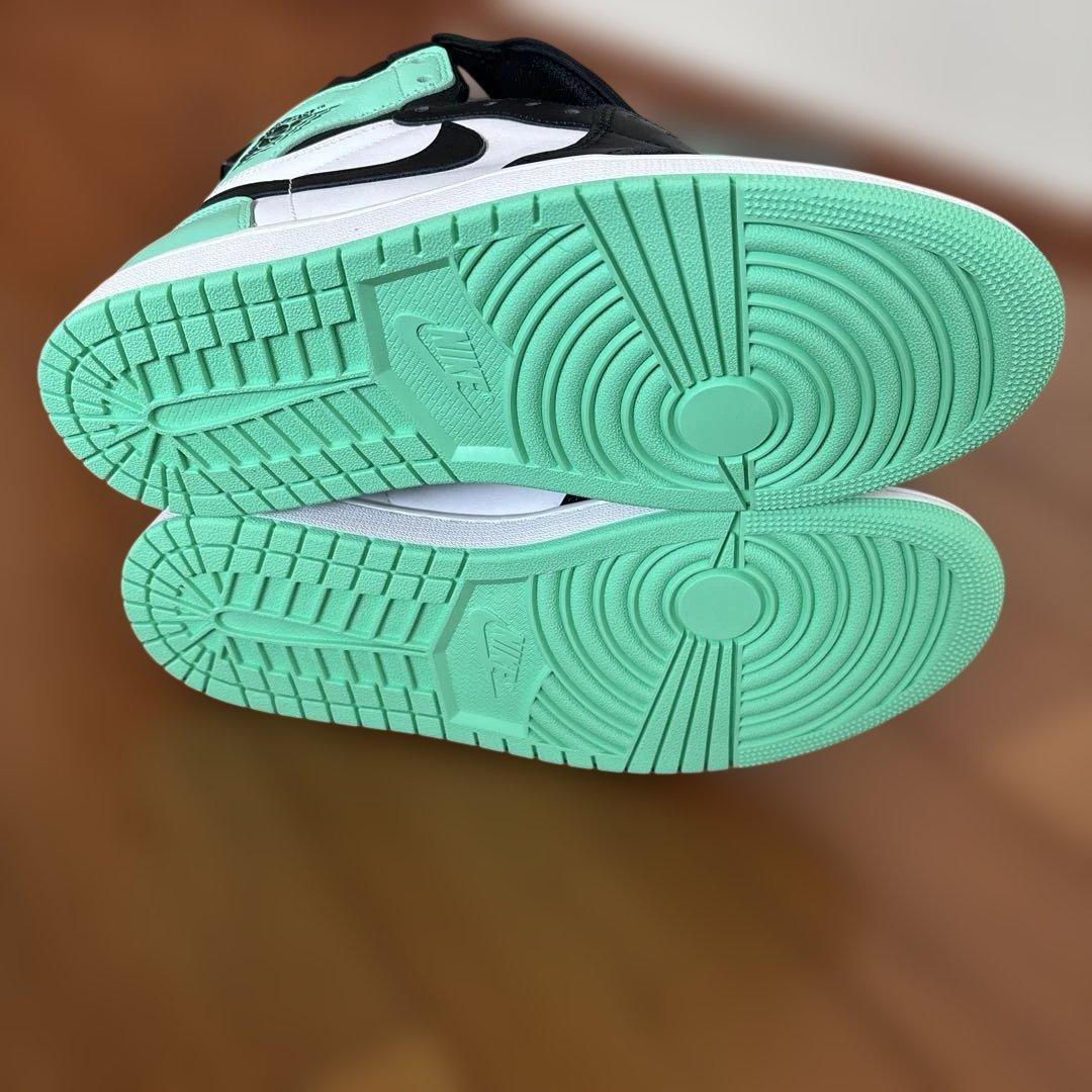 NIKE Air Jordan 1 ブラック/ミント