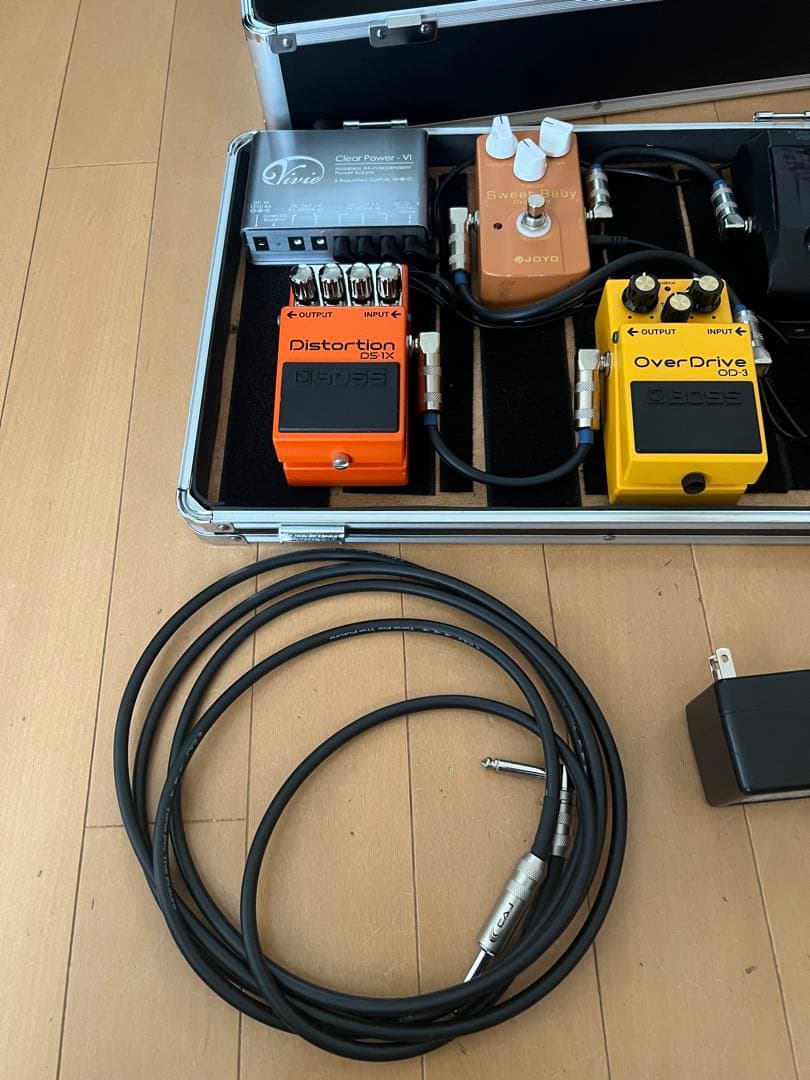 すぐ使える　ギターエフェクター　セット売り(シールド付き)　エフェクターボード