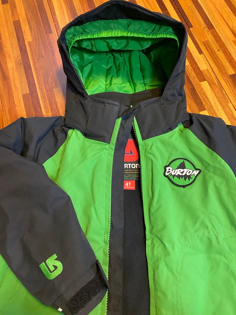 Burton スノーボードウェア 4T ジャケットとオーバーオールセット