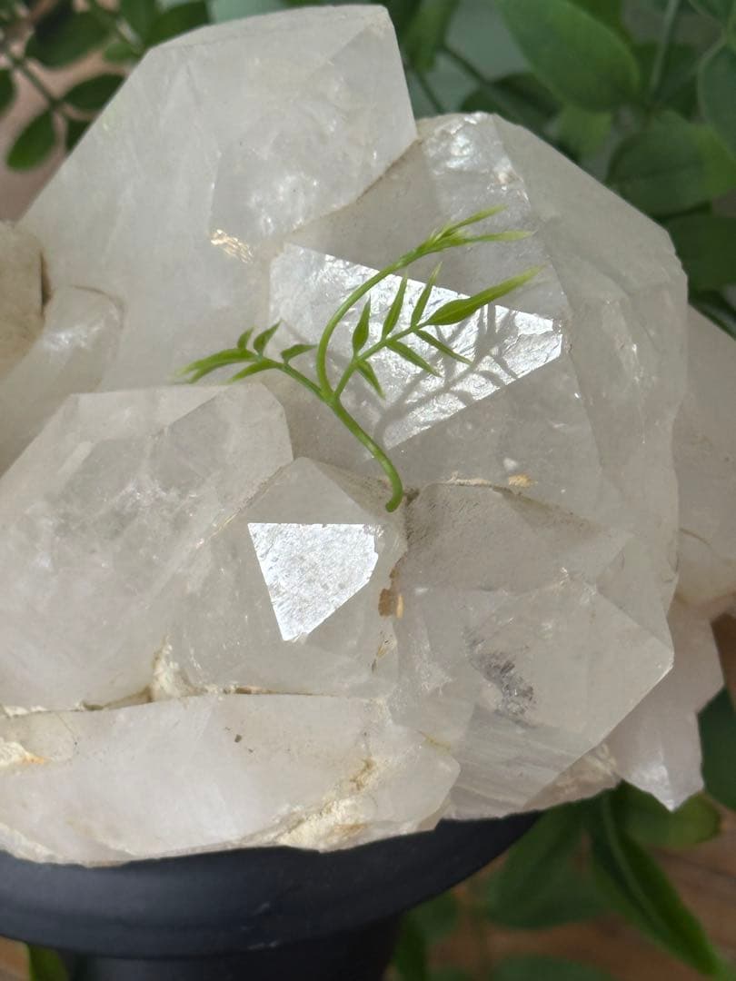 【水晶クラスター】1.2キロの迫力のクリスタル！浄化　魔除け　御守り