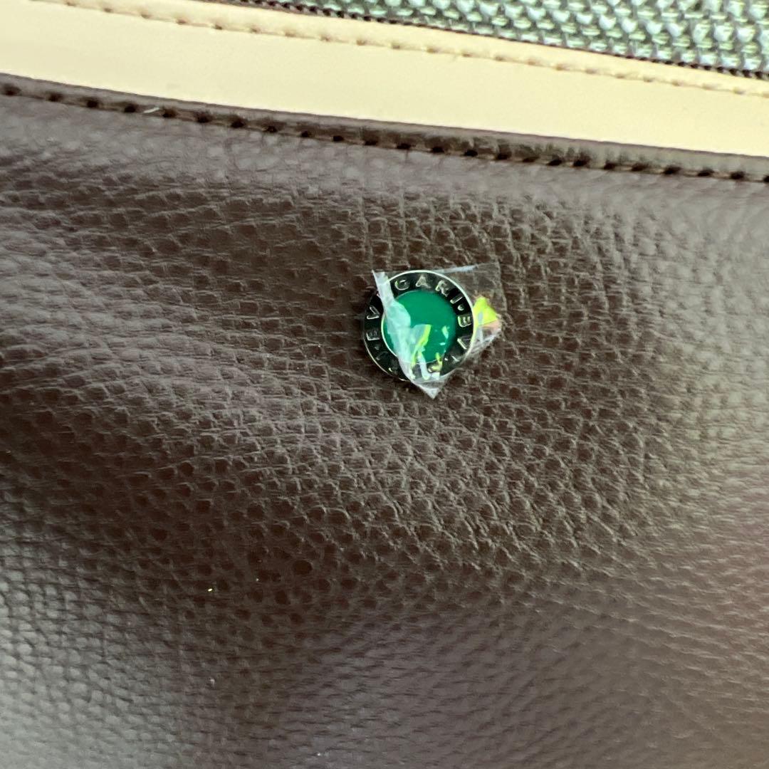 Parisファーストクラスアメニティセットポーチ新品ビジネスポーチセット