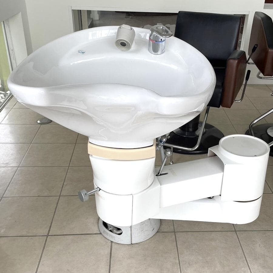 リアシャンプー スイング式 動作確認済み 現状品 美容室 介護