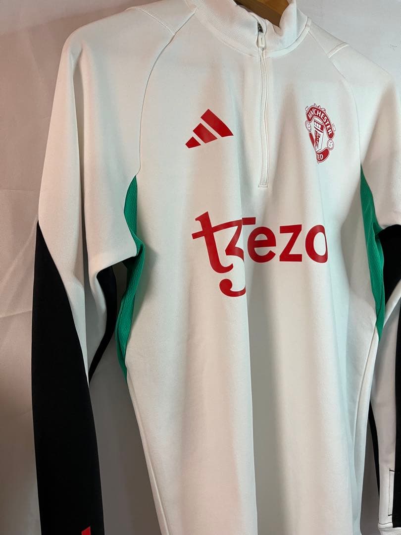 【新品未使用】adidas アディダス　マンチェスターユナイテッド　セットアップ